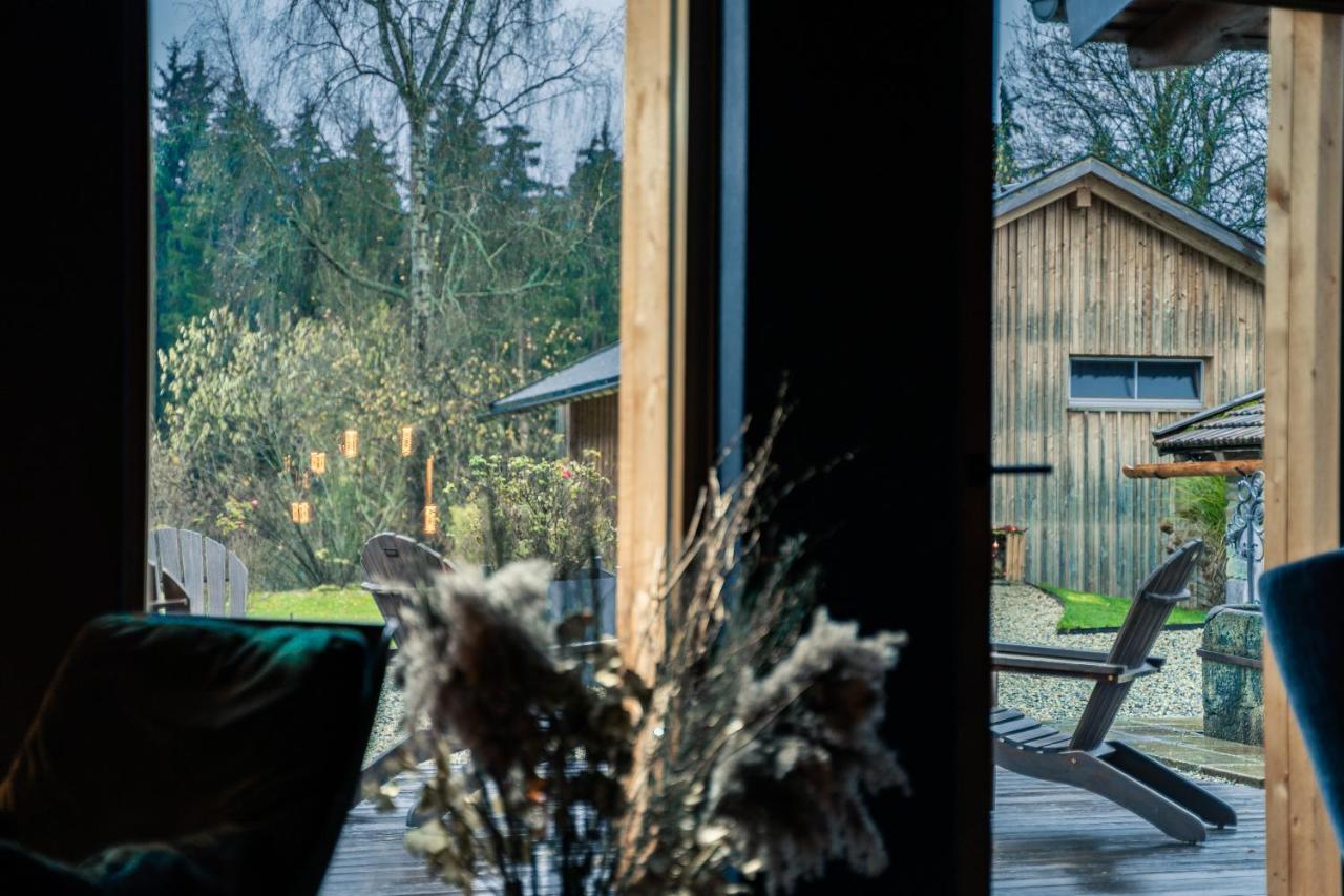 Forstgut - Premium Waldchalets Und Lodge Suiten Regen Bagian luar foto