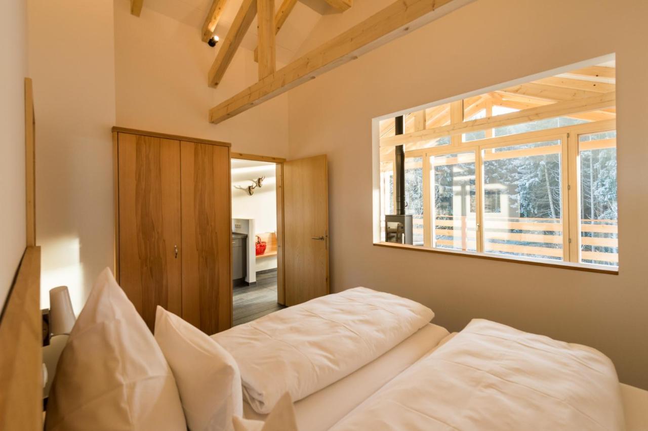 Forstgut - Premium Waldchalets Und Lodge Suiten Regen Bagian luar foto