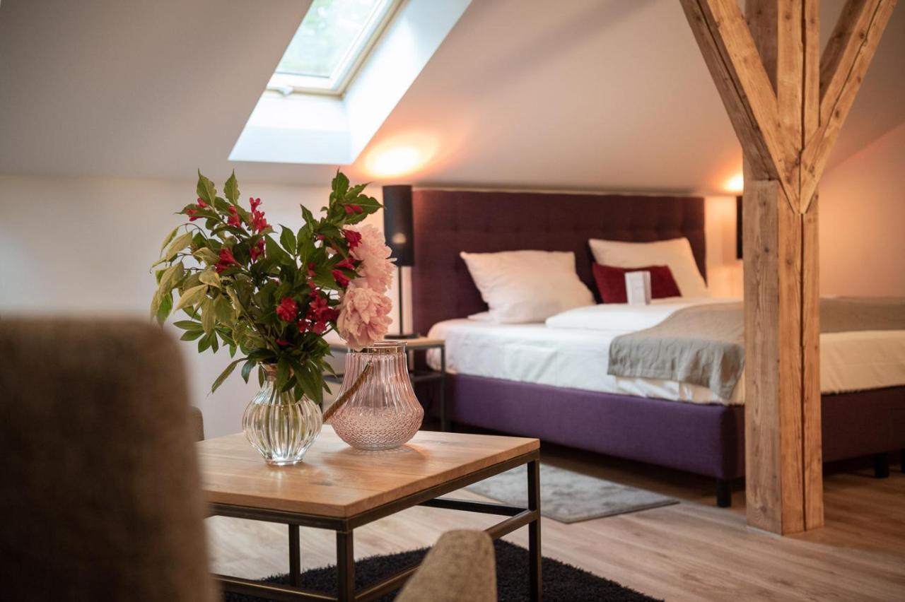 Forstgut - Premium Waldchalets Und Lodge Suiten Regen Bagian luar foto